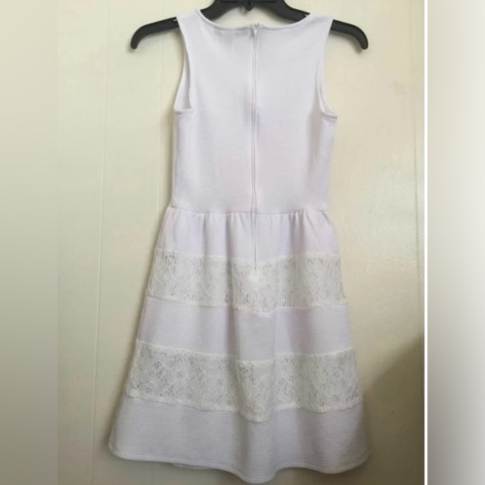City Studio White Lace Mini Dress Lined Zip Up Size 5 - Picture 2 of 10